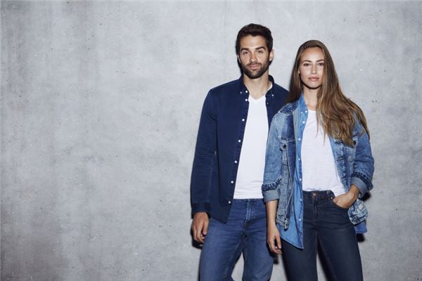 做梦梦到自己拉屎是什么意思